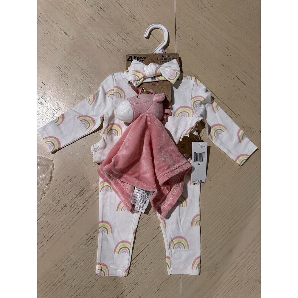 4 Piece Set. Bodysuit, Snuggler, Pants, Headband. 9M